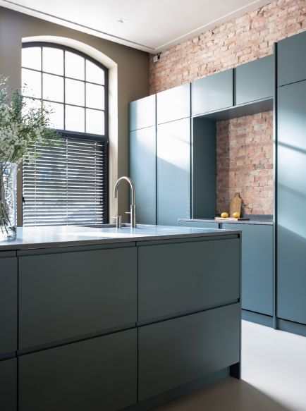 IKEA METOD keuken met Palet tegels en custom fronten